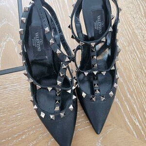 Valentino Rockstud black slingback shoes size 6